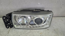 Load image into Gallery viewer, Frontscheinwerfer Iveco I 5801745449 Links Scheinwerfer Headlight SCH2419135781ct
