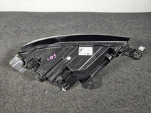 Laden Sie das Bild in den Galerie-Viewer, Frontscheinwerfer Seat Ateca 576941031C Links Scheinwerfer Headlight SCH2422257240sy
