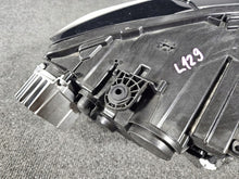 Laden Sie das Bild in den Galerie-Viewer, Frontscheinwerfer Seat Ateca 576941031C Links Scheinwerfer Headlight SCH2422257240sy