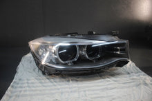 Laden Sie das Bild in den Galerie-Viewer, Frontscheinwerfer BMW 3 F34 7285684 Rechts Scheinwerfer Headlight SCH2422754349eu