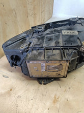Laden Sie das Bild in den Galerie-Viewer, Frontscheinwerfer Audi A4 B6 8E0941029T Links Scheinwerfer Headlight SCH2423212478js