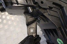 Laden Sie das Bild in den Galerie-Viewer, Frontscheinwerfer Volvo I 80000628 LED Rechts Scheinwerfer Headlight SCH2423666480bt