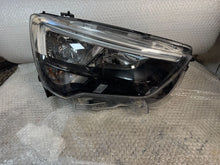 Laden Sie das Bild in den Galerie-Viewer, Frontscheinwerfer Opel E Combo 90145358 Rechts Scheinwerfer Headlight SCH2428285522sr