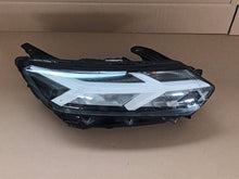 Laden Sie das Bild in den Galerie-Viewer, Frontscheinwerfer Dacia Sandero III 260107920R Rechts Scheinwerfer Headlight SCH2428596264hf