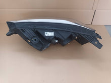 Laden Sie das Bild in den Galerie-Viewer, Frontscheinwerfer Dacia Sandero III 260107920R Rechts Scheinwerfer Headlight SCH2428596264hf