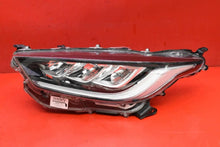 Laden Sie das Bild in den Galerie-Viewer, Frontscheinwerfer Toyota IV Yaris M-1111472-52-333 Links Scheinwerfer Headlight SCH2443323211wk