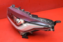 Laden Sie das Bild in den Galerie-Viewer, Frontscheinwerfer Toyota IV Yaris M-1111472-52-333 Links Scheinwerfer Headlight SCH2443323211wk