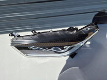 Load image into Gallery viewer, Frontscheinwerfer Toyota 4 Yaris EUK0-8 LED Links Scheinwerfer Headlight SCH2444067774ri