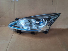 Laden Sie das Bild in den Galerie-Viewer, Frontscheinwerfer Nissan Nv200 334-01 Links Scheinwerfer Headlight SCH2445035810my