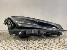 Laden Sie das Bild in den Galerie-Viewer, Frontscheinwerfer Kia Ev6 92102-CV1 92102-CV130 Rechts Scheinwerfer Headlight SCH2446125118ci