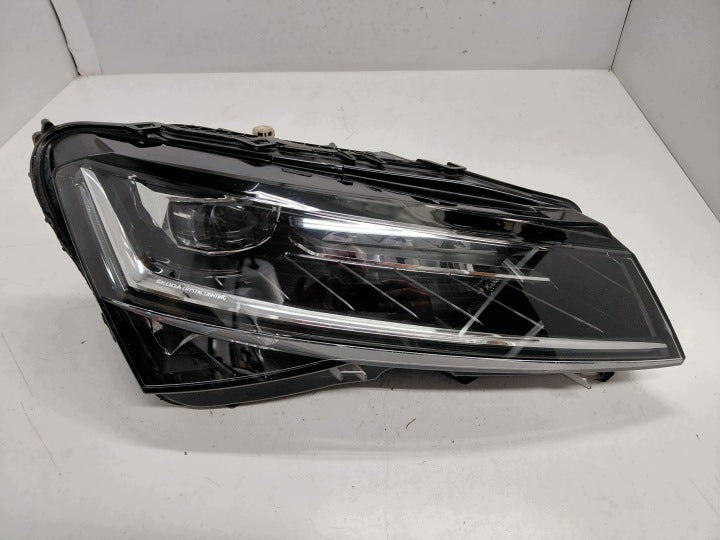 Frontscheinwerfer Skoda Superb III 3V1941016E Rechts Scheinwerfer Headlight SCH2447871844re