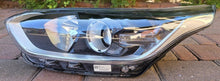Laden Sie das Bild in den Galerie-Viewer, Frontscheinwerfer Kia Ceed 9101J7050 Links Scheinwerfer Headlight SCH2448703950tn