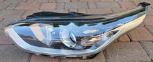 Laden Sie das Bild in den Galerie-Viewer, Frontscheinwerfer Kia Ceed 9101J7050 Links Scheinwerfer Headlight SCH2448703950tn