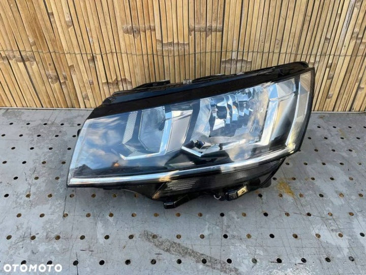 Frontscheinwerfer VW Transporter Caravelle 7L1941005B Links Headlight SCH2455889400su
