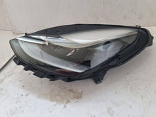 Laden Sie das Bild in den Galerie-Viewer, Frontscheinwerfer Tesla Model 3 151495200D LED Links Scheinwerfer Headlight SCH2456402992bc