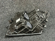 Load image into Gallery viewer, Frontscheinwerfer VW Crafter 7C1941006A Rechts Scheinwerfer Headlight SCH2458732326qj