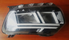 Laden Sie das Bild in den Galerie-Viewer, Frontscheinwerfer Dacia Duster 260602465R Links Scheinwerfer Headlight SCH2464184887vu