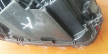Laden Sie das Bild in den Galerie-Viewer, Frontscheinwerfer Dacia Duster 260602465R Links Scheinwerfer Headlight SCH2464184887vu