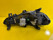 Laden Sie das Bild in den Galerie-Viewer, Frontscheinwerfer Alfa Romeo Giulia 50547582 Xenon Links Scheinwerfer Headlight SCH2464501050yr