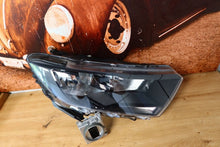 Laden Sie das Bild in den Galerie-Viewer, Frontscheinwerfer Ford Tourneo Connect 2KF941006 Rechts Scheinwerfer Headlight SCH2468599694mj