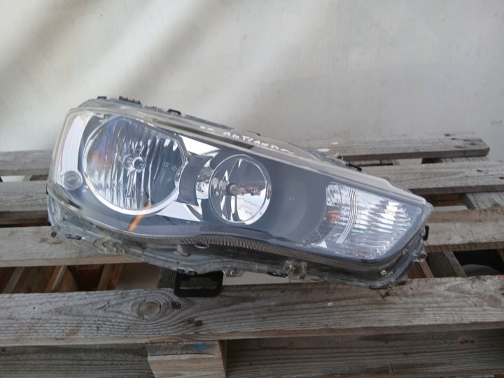 Frontscheinwerfer Mitsubishi Outlander I KOL17900 Rechts Scheinwerfer Headlight SCH2468701717ia