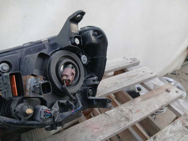 Frontscheinwerfer Mitsubishi Outlander I KOL17900 Rechts Scheinwerfer Headlight SCH2468701717ia