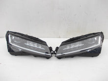 Laden Sie das Bild in den Galerie-Viewer, Frontscheinwerfer Skoda Superb III 3V1941015D 3V1941016D Ein Satz Headlight SCH2475830754ff