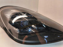 Laden Sie das Bild in den Galerie-Viewer, Frontscheinwerfer Porsche Cayenne 9Y0941036L Rechts Scheinwerfer Headlight SCH2478332088xn