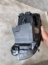 Laden Sie das Bild in den Galerie-Viewer, Frontscheinwerfer BMW 5 F11 7203251-19 Links Scheinwerfer Headlight SCH2479855416du