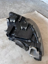 Laden Sie das Bild in den Galerie-Viewer, Frontscheinwerfer BMW 5 F11 7203251-19 Links Scheinwerfer Headlight SCH2479855416du