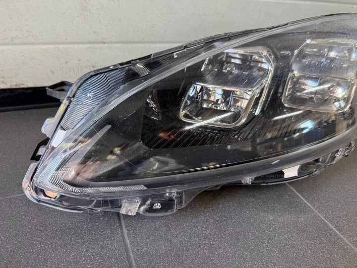 Frontscheinwerfer Ford Kuga LV4B13E015FB Links Scheinwerfer Headlight SCH2482548111tf