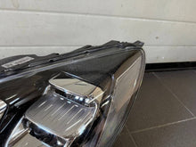 Load image into Gallery viewer, Frontscheinwerfer Ford Kuga LV4B13E015FB Links Scheinwerfer Headlight SCH2482548111tf