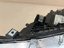 Laden Sie das Bild in den Galerie-Viewer, Frontscheinwerfer BMW 3 F30 F31 7453481 Links Scheinwerfer Headlight SCH2487157495vm