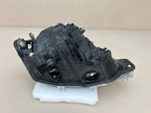 Laden Sie das Bild in den Galerie-Viewer, Frontscheinwerfer BMW 3 F30 F31 7453481 Links Scheinwerfer Headlight SCH2487157495vm