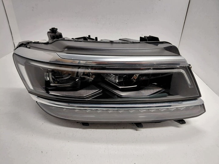 Frontscheinwerfer VW Tiguan 5NB941114A Rechts Scheinwerfer Headlight SCH2487624072bl
