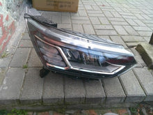 Load image into Gallery viewer, Frontscheinwerfer Ssangyong Korando 8310237201 LED Rechts Scheinwerfer Headlight SCH2510051237jg