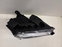 Laden Sie das Bild in den Galerie-Viewer, Frontscheinwerfer Hyundai Kona 92102J9000 Rechts Scheinwerfer Headlight SCH2510524182aq
