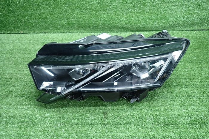 Frontscheinwerfer Skoda Octavia IV 5E4941035 Links Scheinwerfer Headlight SCH2511117798dy