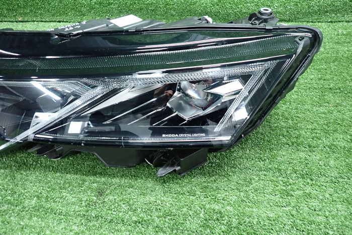 Frontscheinwerfer Skoda Octavia IV 5E4941035 Links Scheinwerfer Headlight SCH2511117798dy