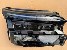 Laden Sie das Bild in den Galerie-Viewer, Frontscheinwerfer Skoda 5LB941010 Rechts Scheinwerfer Headlight SCH2519466020ha