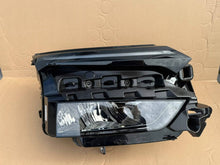 Laden Sie das Bild in den Galerie-Viewer, Frontscheinwerfer Skoda 5LB941010 Rechts Scheinwerfer Headlight SCH2519466020ha