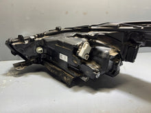 Laden Sie das Bild in den Galerie-Viewer, Frontscheinwerfer Toyota Highlander 10000-8A06K LED Rechts Headlight SCH2523514795be