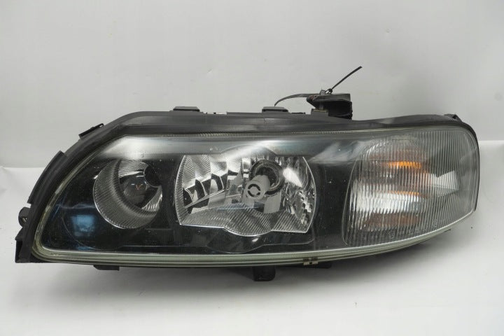 Frontscheinwerfer Volvo V70 II 30655905 Links Scheinwerfer Headlight SCH2524610618oh