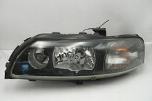 Laden Sie das Bild in den Galerie-Viewer, Frontscheinwerfer Volvo V70 II 30655905 Links Scheinwerfer Headlight SCH2524610618oh