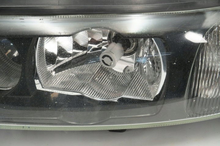 Frontscheinwerfer Volvo V70 II 30655905 Links Scheinwerfer Headlight SCH2524610618oh