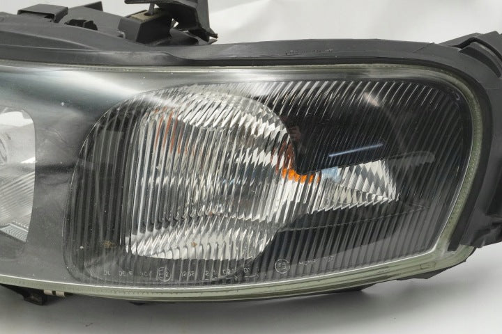 Frontscheinwerfer Volvo V70 II 30655905 Links Scheinwerfer Headlight SCH2524610618oh