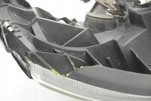 Laden Sie das Bild in den Galerie-Viewer, Frontscheinwerfer Volvo V70 II 30655905 Links Scheinwerfer Headlight SCH2524610618oh