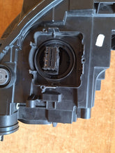 Laden Sie das Bild in den Galerie-Viewer, Frontscheinwerfer VW T Cross 2GM941036B LED Rechts Scheinwerfer Headlight SCH2526138172nx