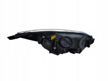 Laden Sie das Bild in den Galerie-Viewer, Frontscheinwerfer Ford Focus III 1735203 Xenon Links Scheinwerfer Headlight SCH2527733017bv