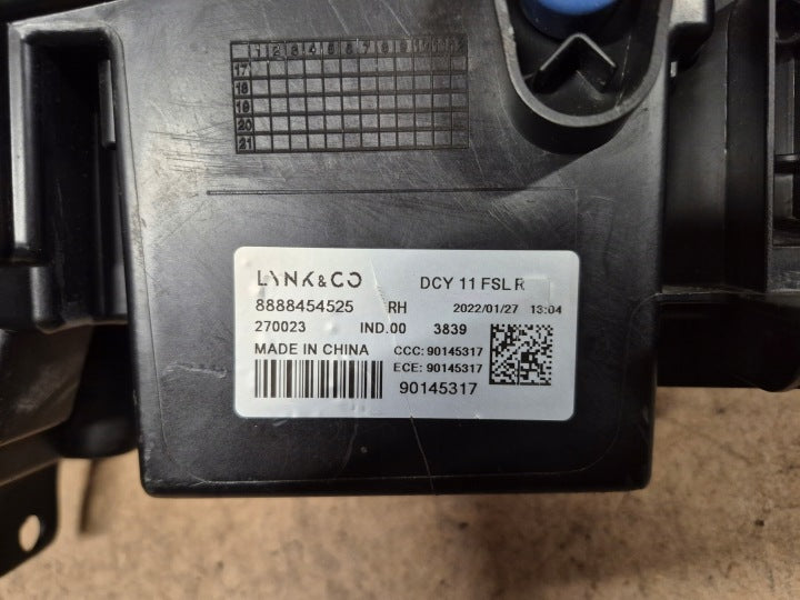 Frontscheinwerfer Lynk & Co 01 8888454525 LED Rechts Scheinwerfer Headlight SCH2537509706jc